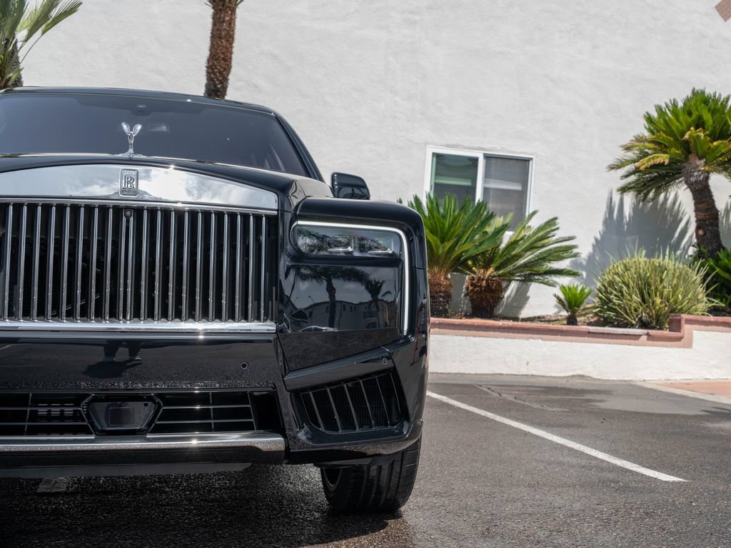 New 2026 Rolls-Royce Cullinan AWD/4WD image 13