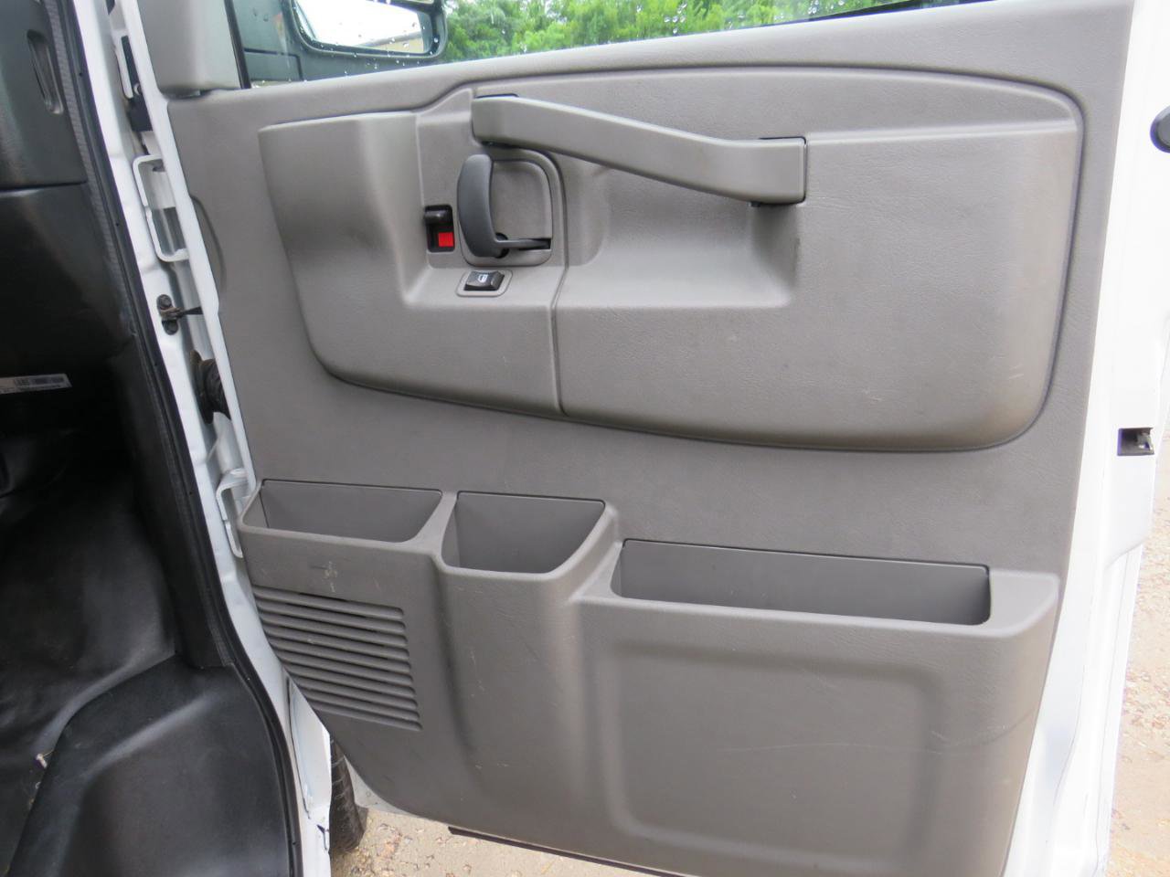 Used 2019 GMC Savana 2500 w/ Driver Convenience Package image 23