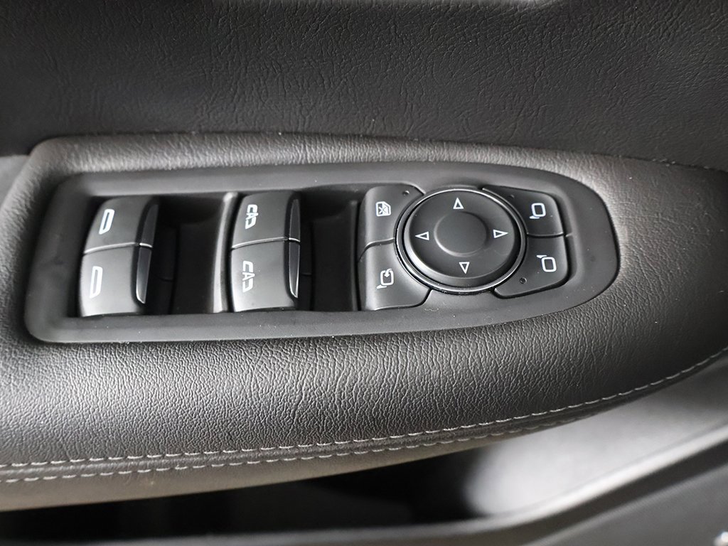 Used 2022 Cadillac XT5 Premium Luxury w/ LPO, Floor Liner Package image 38