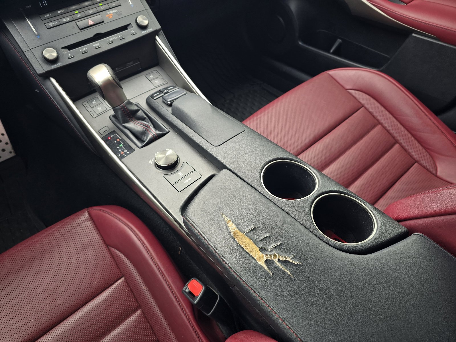 Used 2016 Lexus IS 300 Base image 16