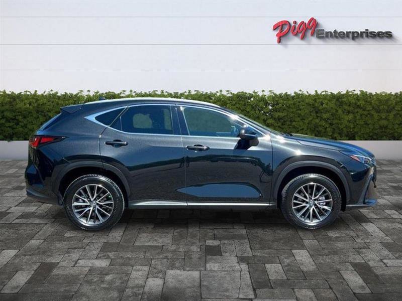 Used 2025 Lexus NX 250 FWD w/ Accessory Package (Z2) image 5