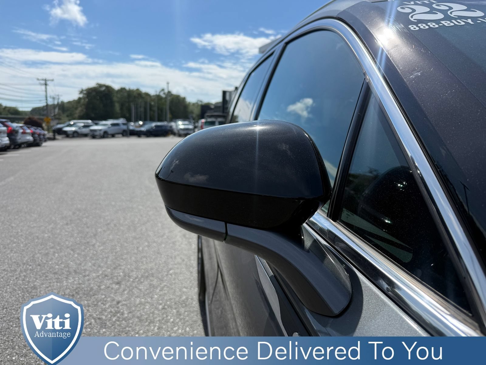 Used 2022 Lincoln Corsair AWD w/ Equipment Group 101A image 10