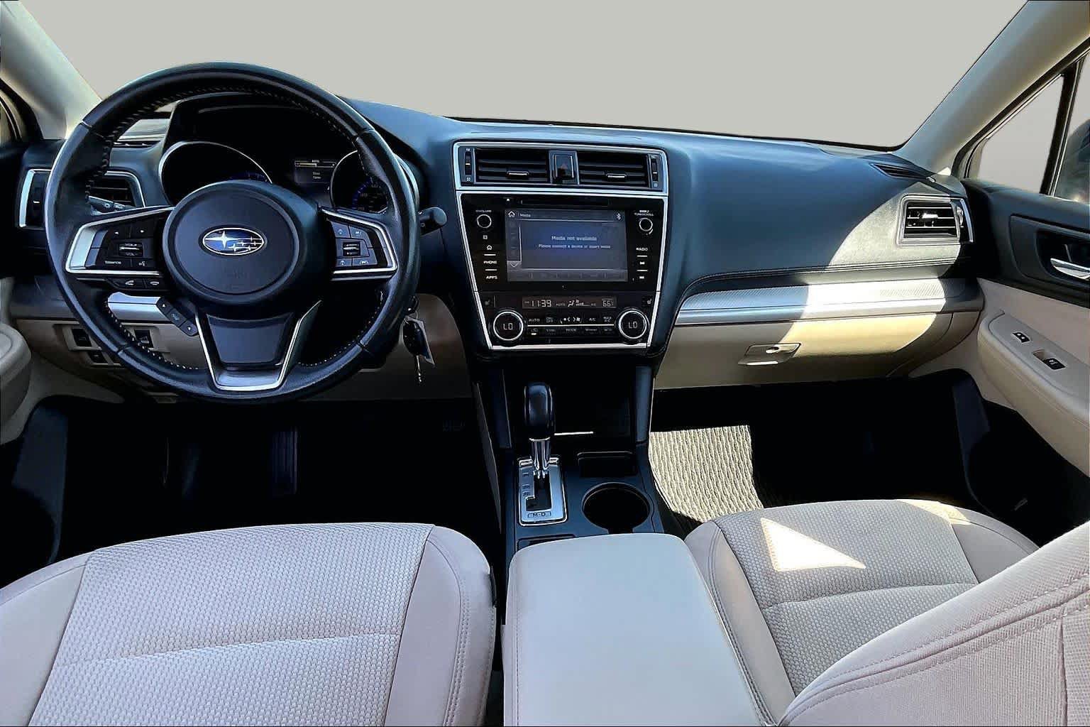 Used 2018 Subaru Outback 2.5i Premium AWD/4WD image 12