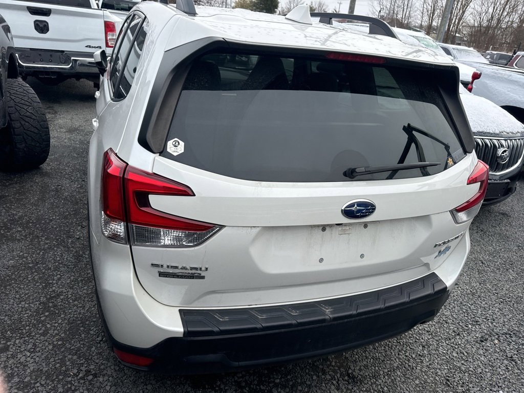 Used 2020 Subaru Forester Premium image 5