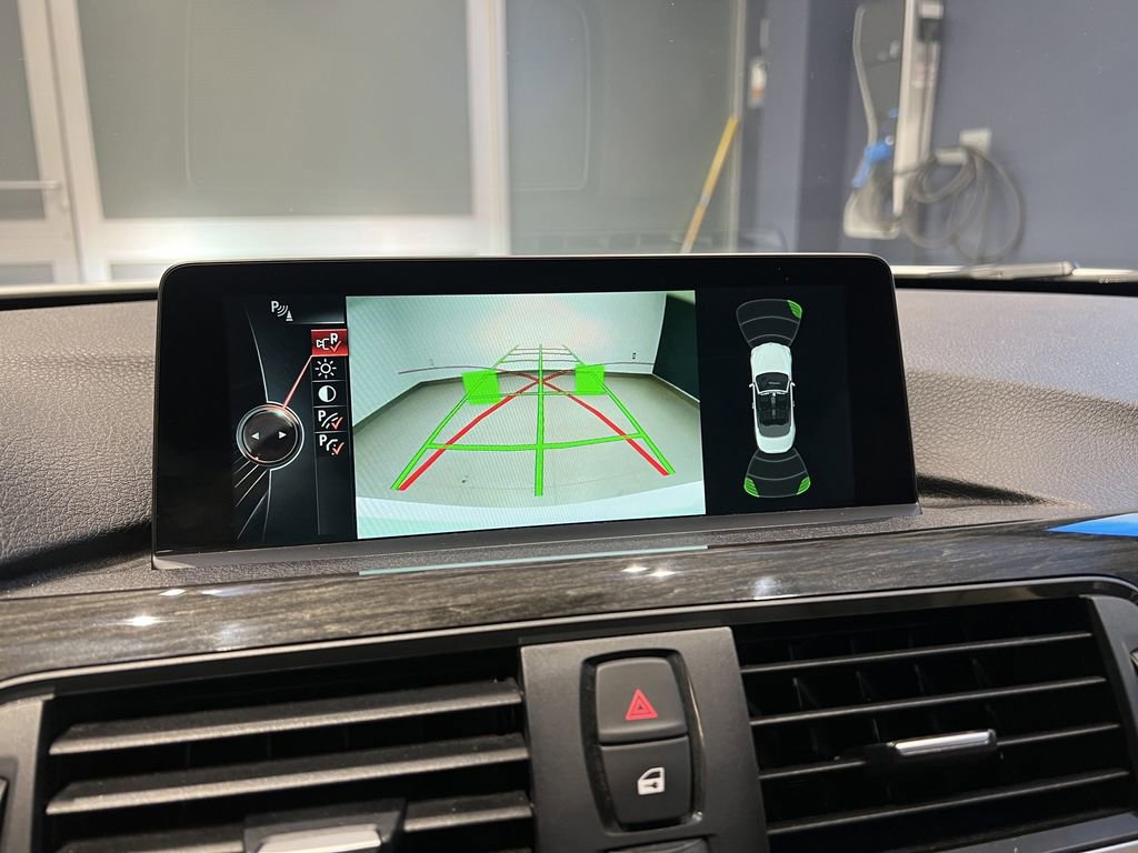 Used 2016 BMW 428i xDrive Convertible image 23