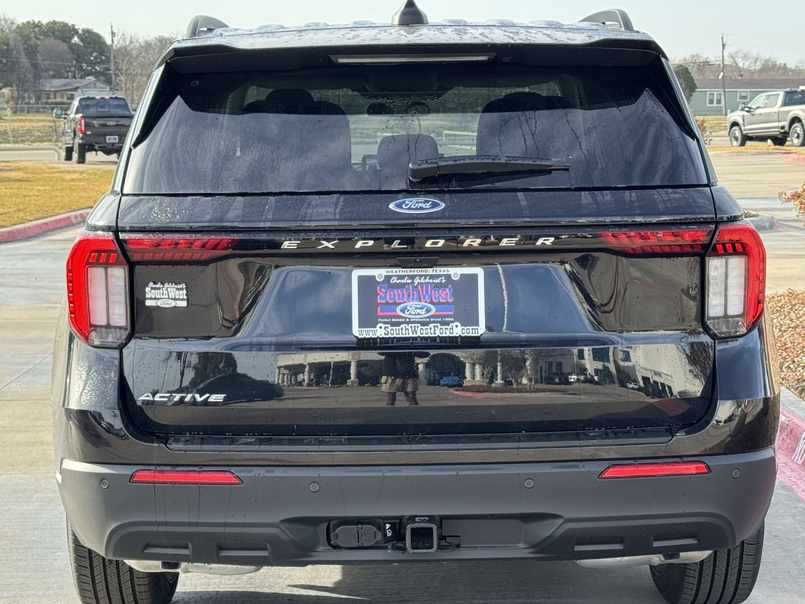 New 2026 Ford Explorer Active RWD image 5