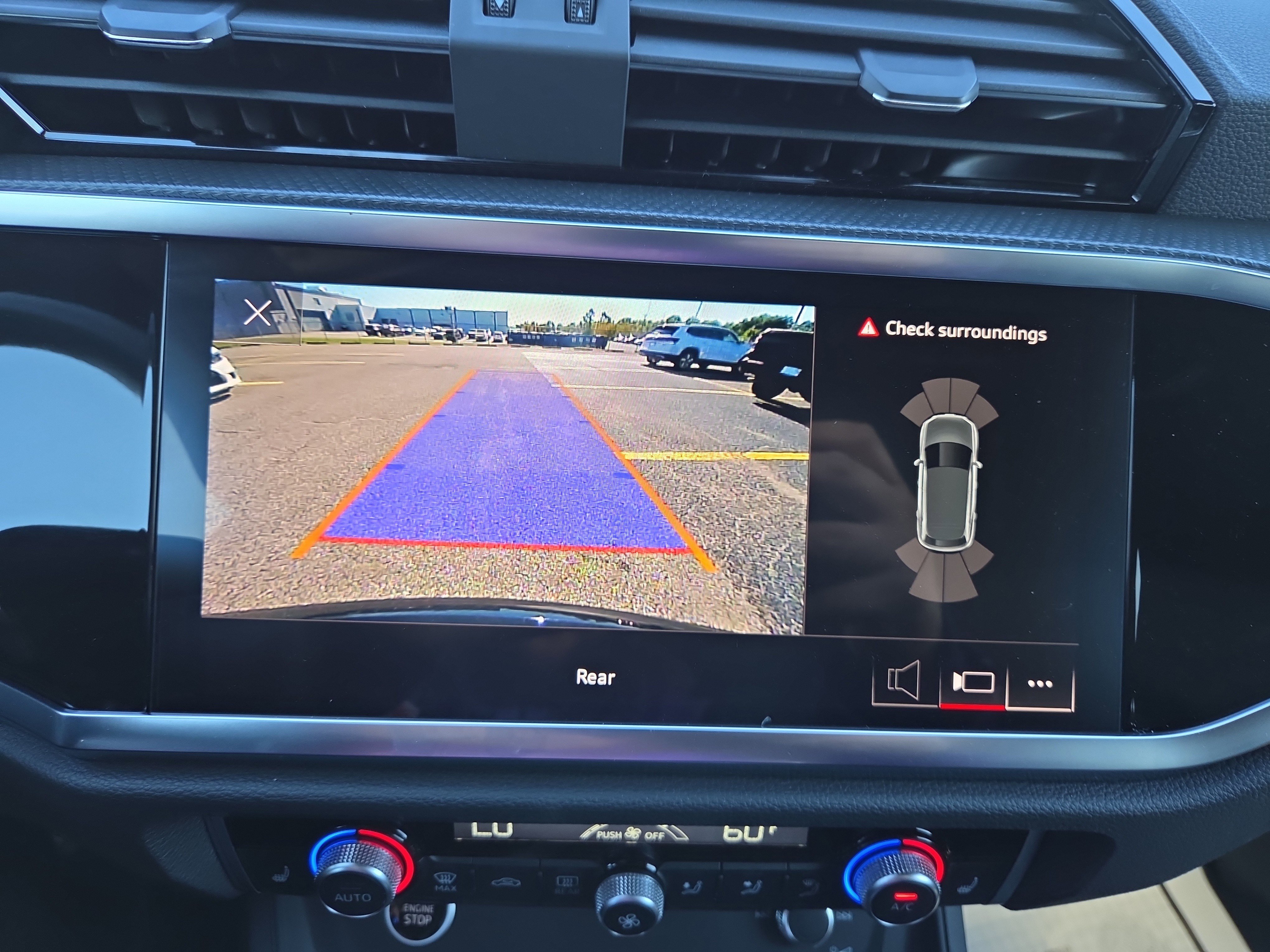 Certified 2025 Audi Q3 2.0T Premium w/ Convenience Package image 12