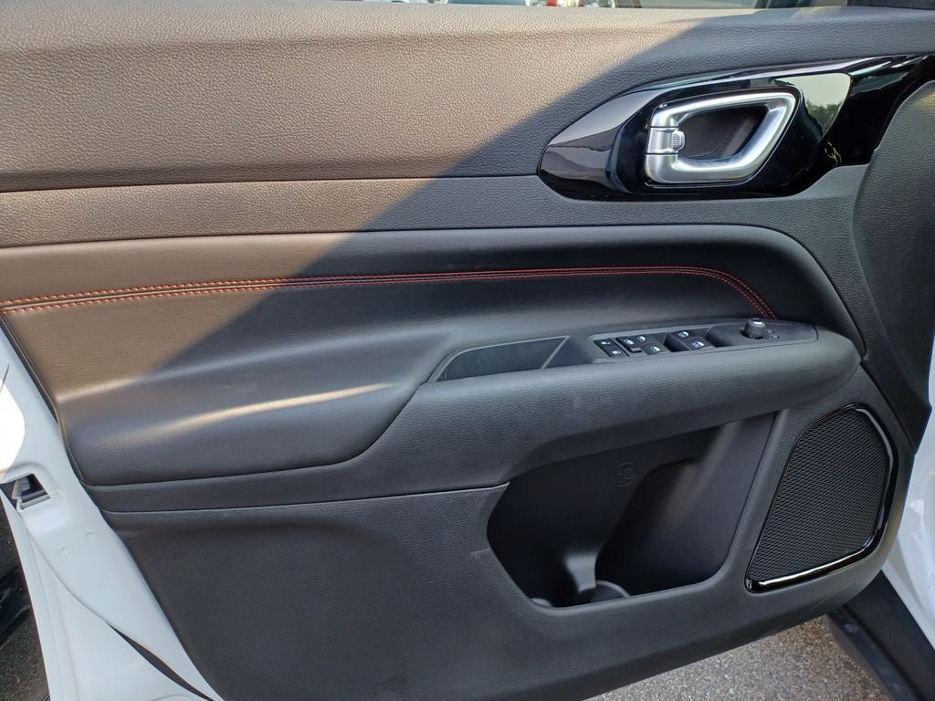 New 2026 Jeep Compass Trailhawk AWD/4WD image 7