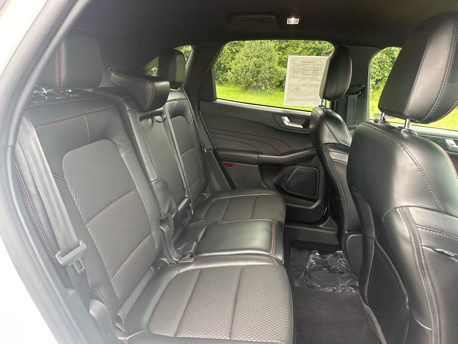 Used 2024 Ford Escape ST-Line w/ Tech Pack #1 AWD/4WD image 21