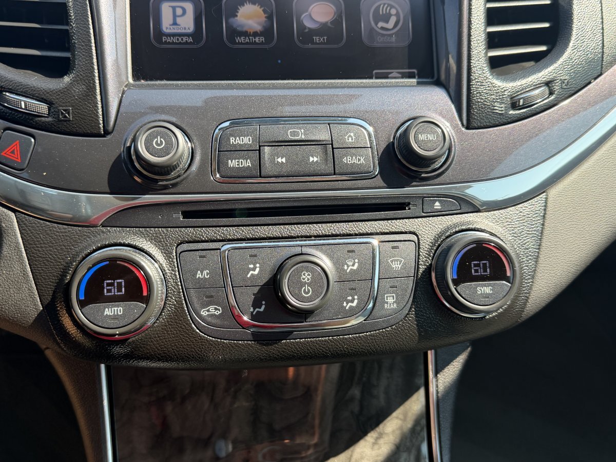 Used 2015 Chevrolet Impala LTZ FWD image 27