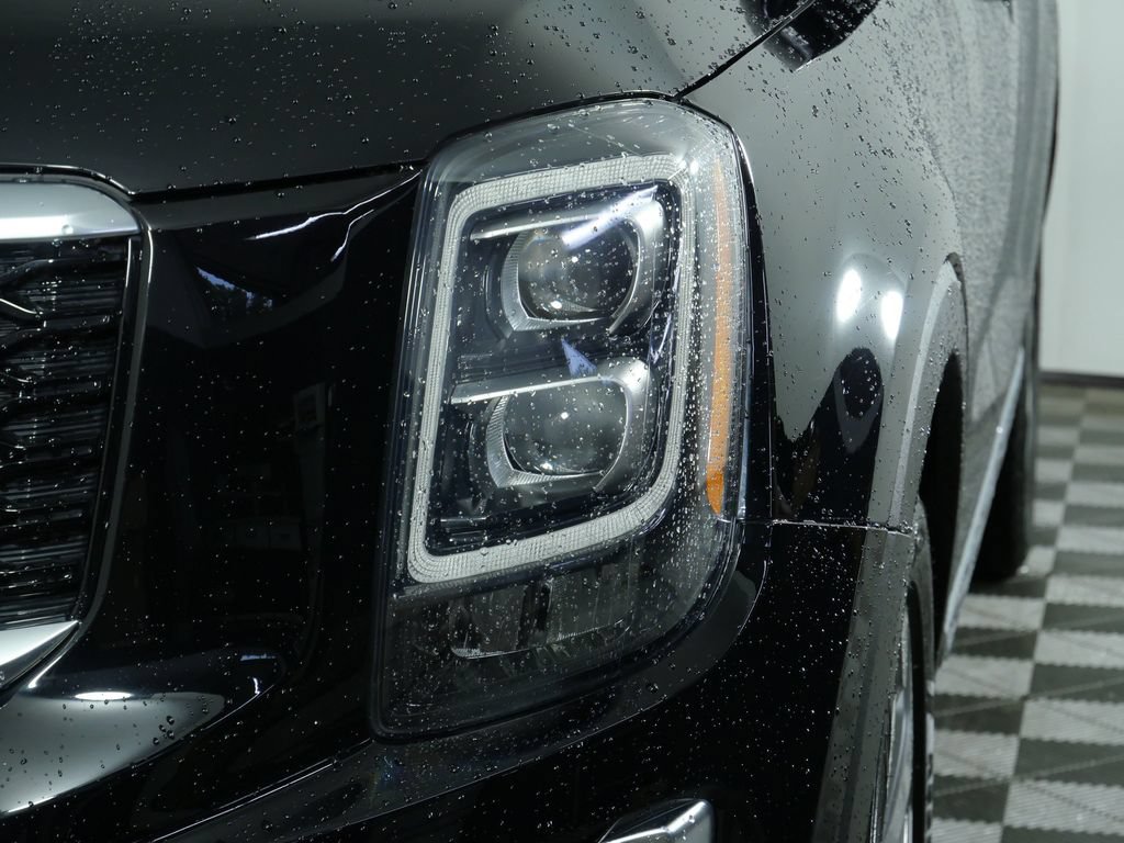 Used 2022 Kia Telluride EX w/ EX Premium Package AWD/4WD image 14