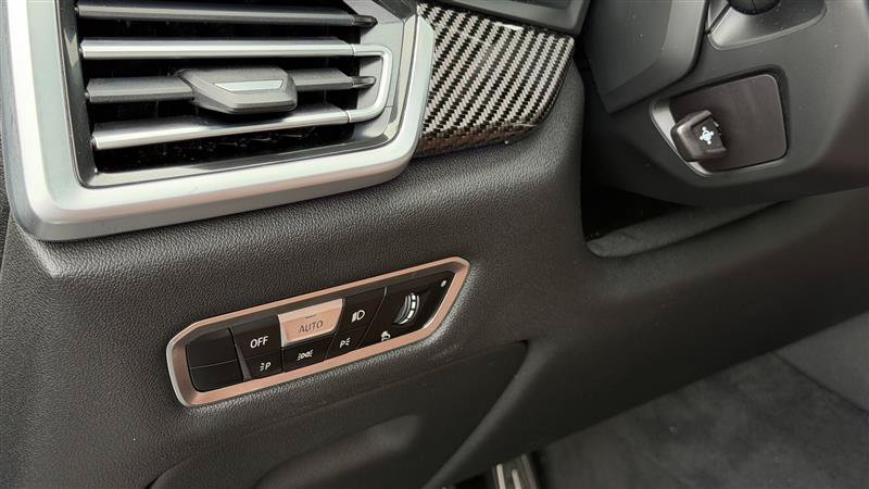 Used 2022 BMW X5 M50i AWD/4WD image 24