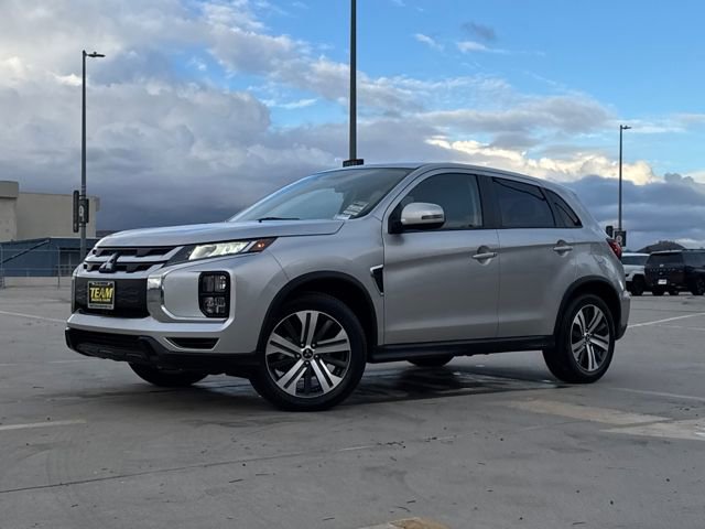 Used 2024 Mitsubishi Outlander Sport SE image 2
