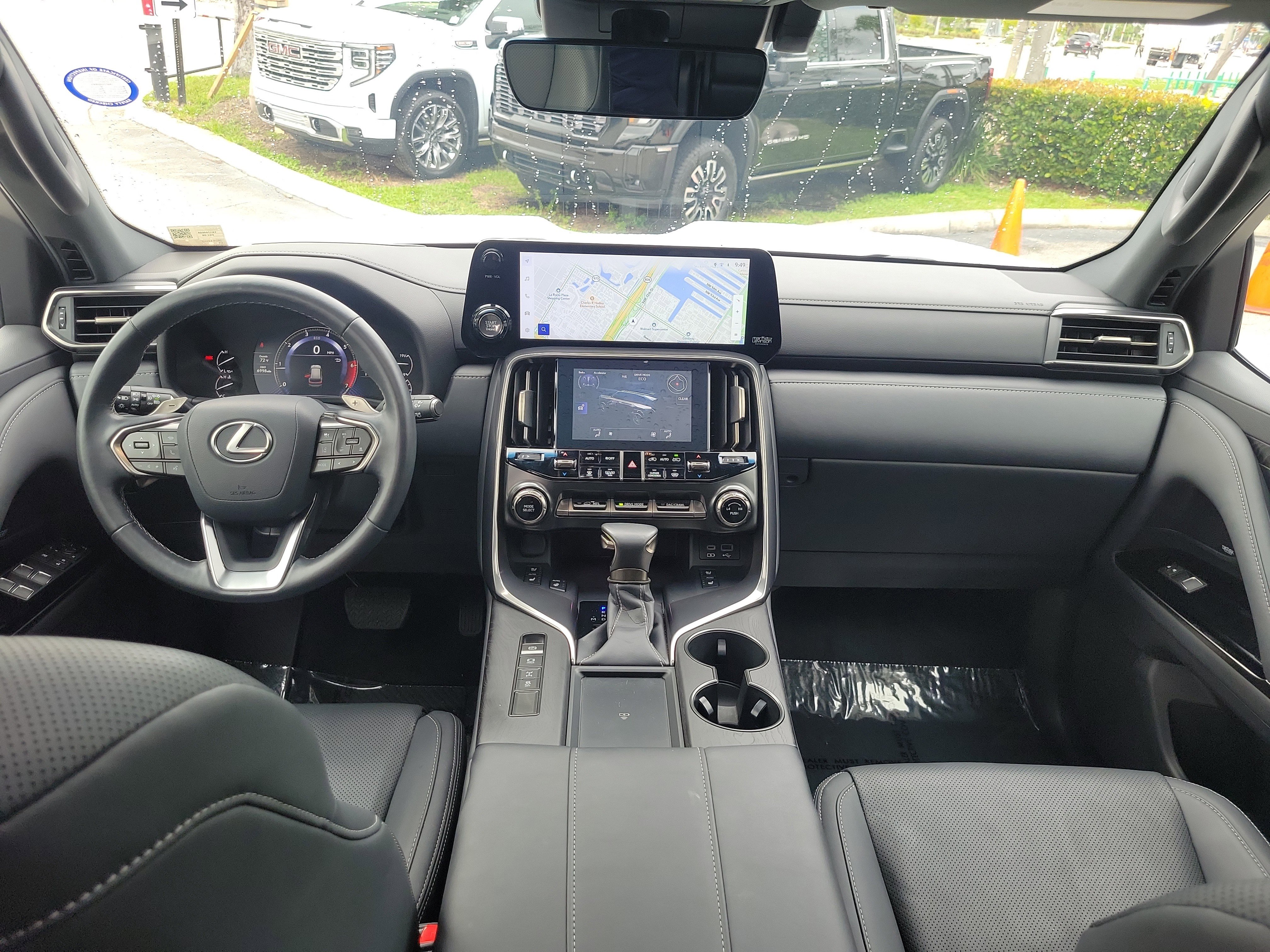 Used 2024 Lexus LX 600 LX 600 Premium 4WD image 20