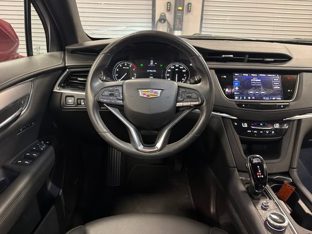 Certified 2024 Cadillac XT6 Luxury FWD image 13