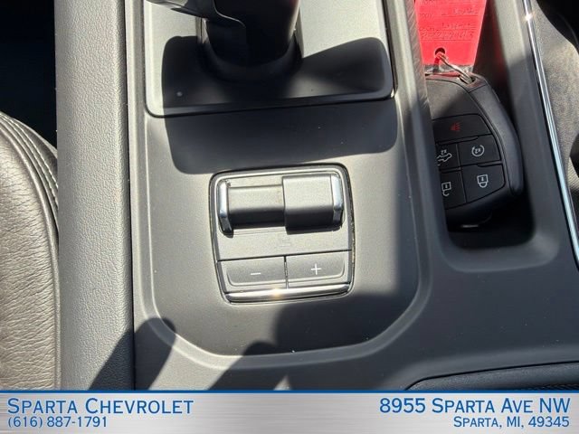 Used 2024 GMC Sierra 1500 Denali AWD/4WD image 32