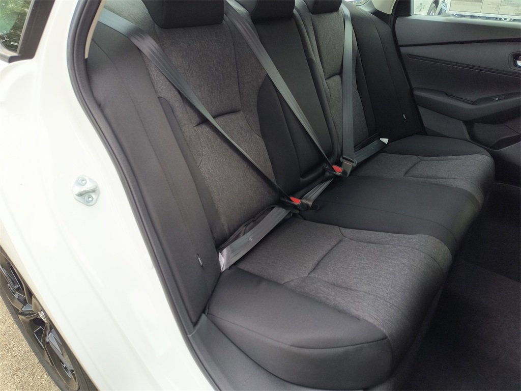 New 2025 Honda Accord SE image 13