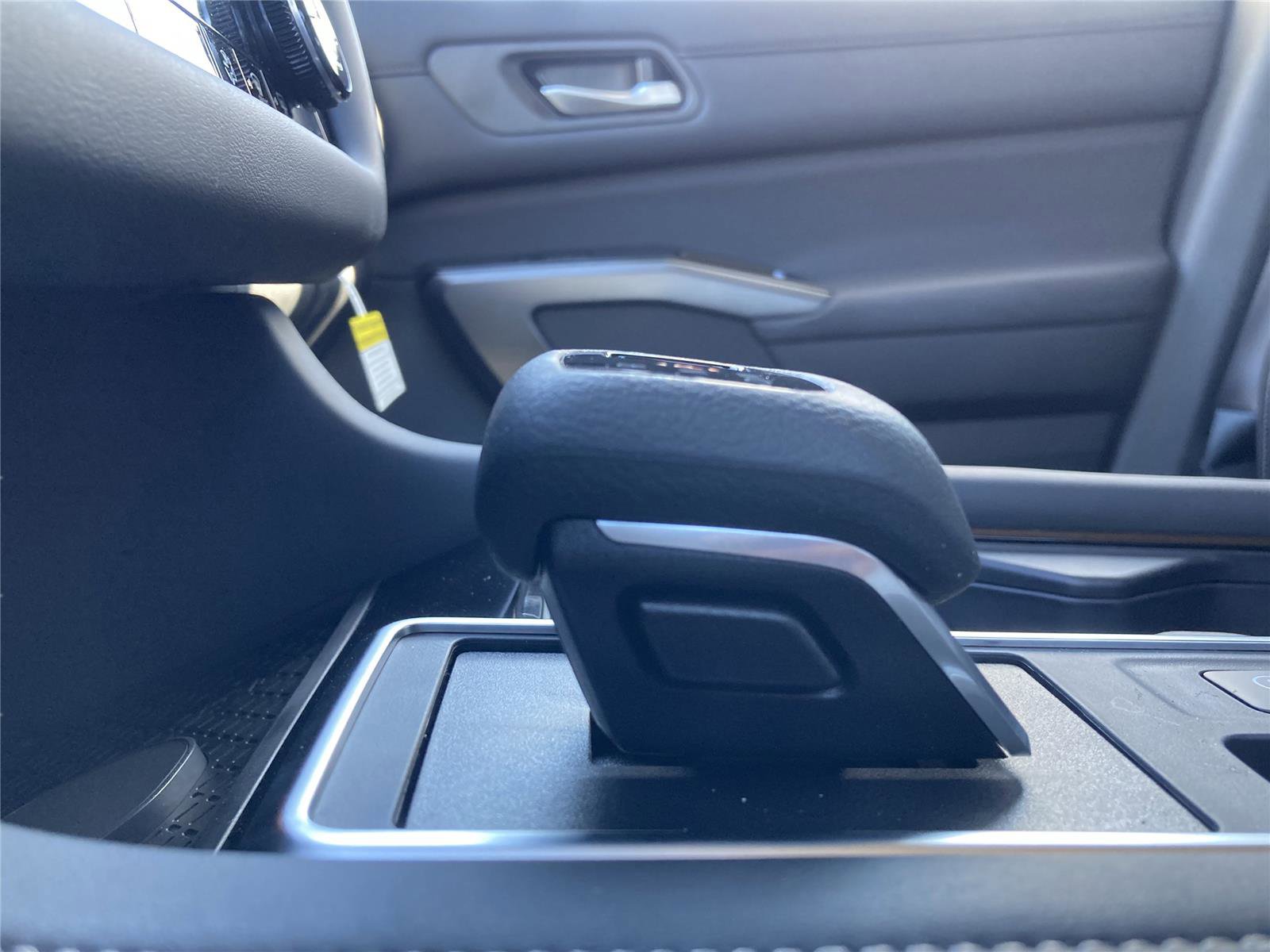 New 2026 Nissan Pathfinder SL w/ SL Premium Package image 15