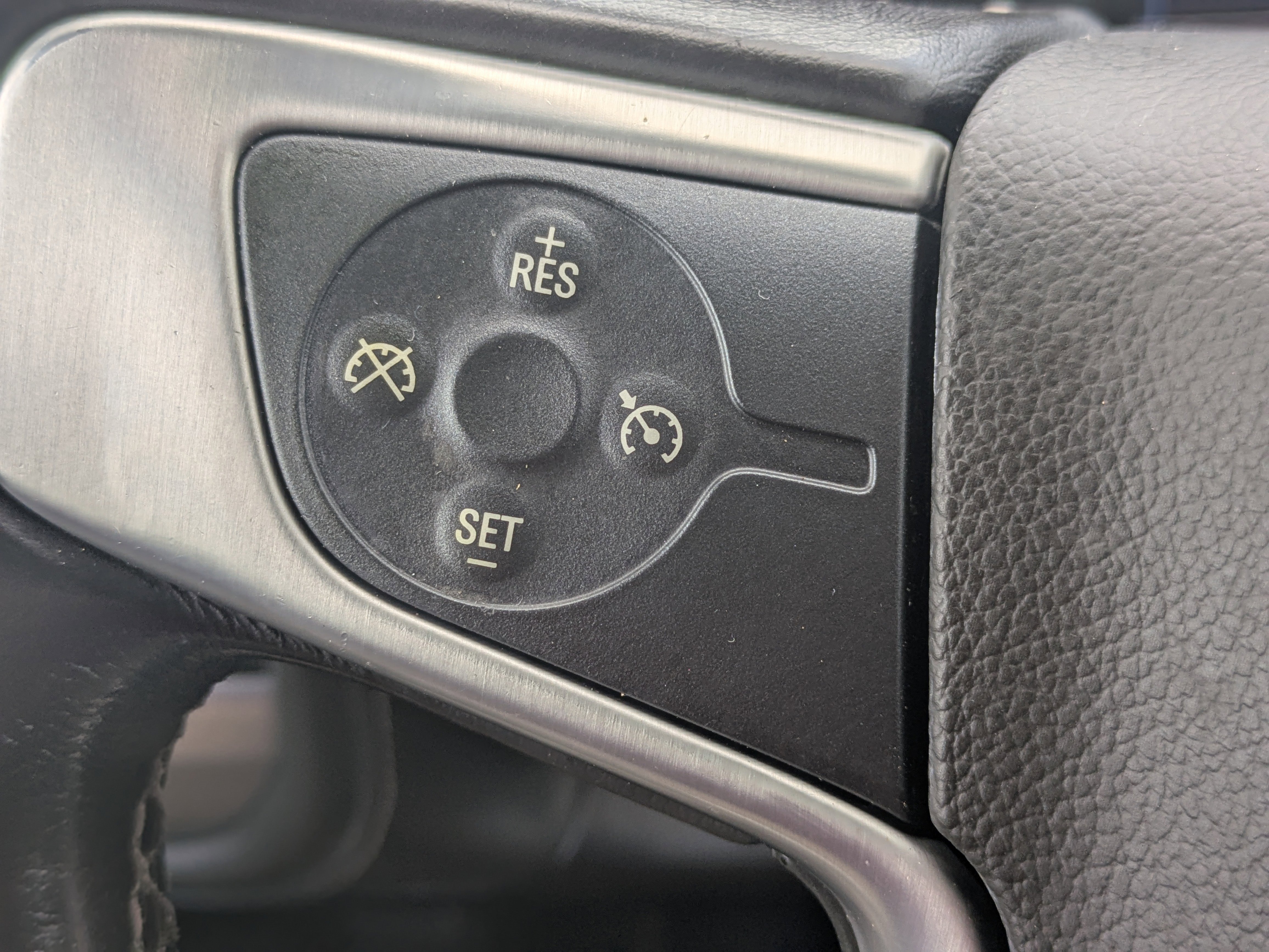 Used 2018 GMC Sierra 2500 SLT w/ Duramax Plus Package image 21