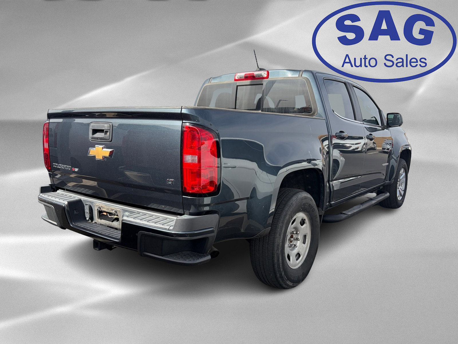 Used 2020 Chevrolet Colorado LT w/ LT Convenience Package image 3