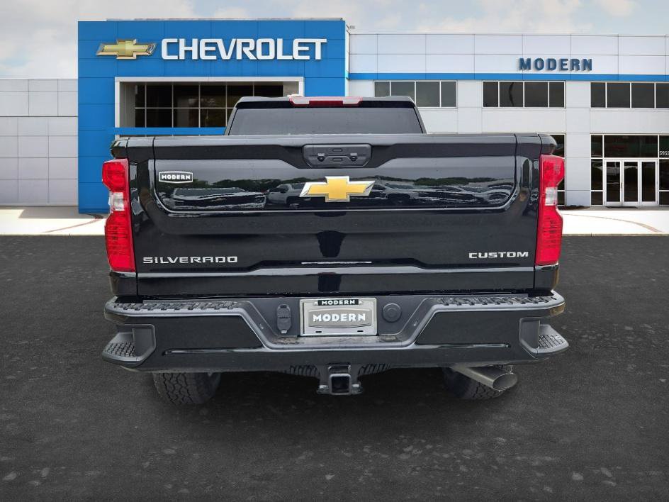 New 2026 Chevrolet Silverado 2500 Custom w/ Custom Convenience Package AWD/4WD image 4