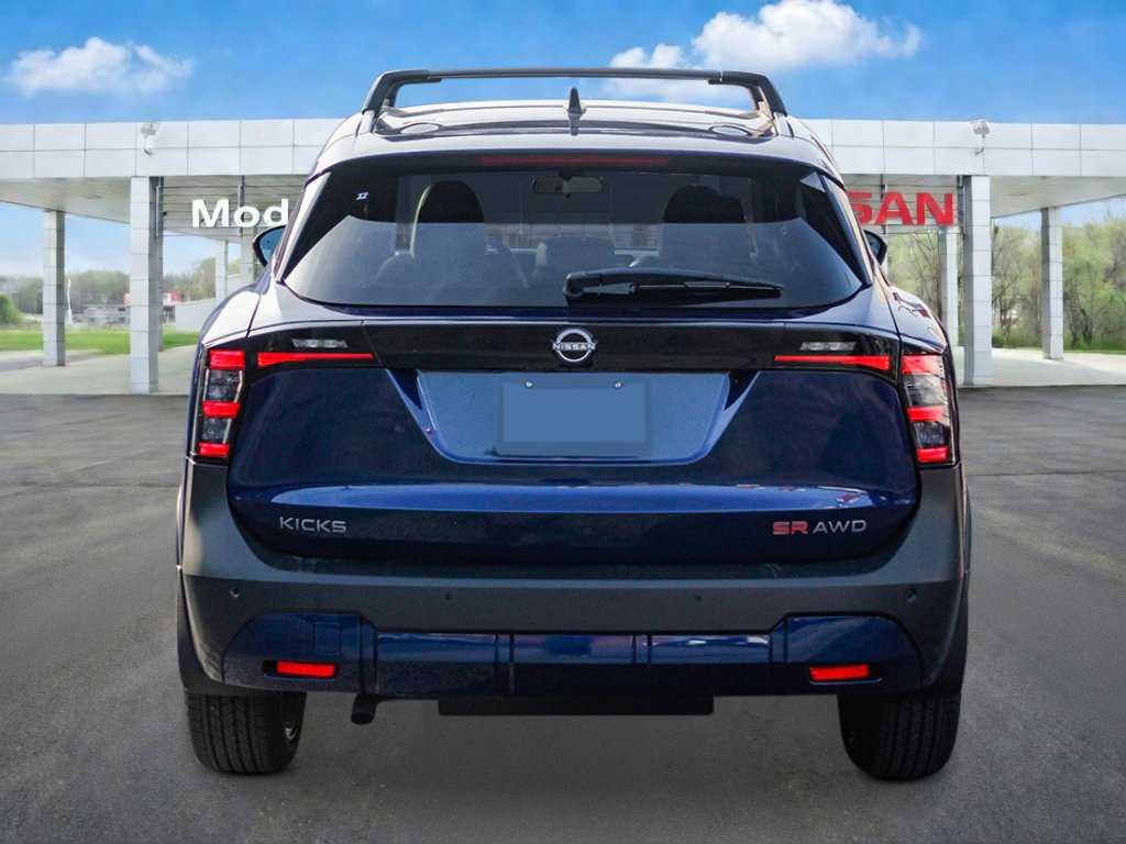 New 2026 Nissan Kicks SR w/ Cold Weather Package image 3