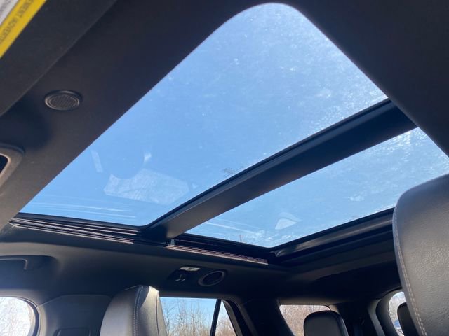 Used 2020 Ford Explorer XLT w/ Equipment Group 202A image 26