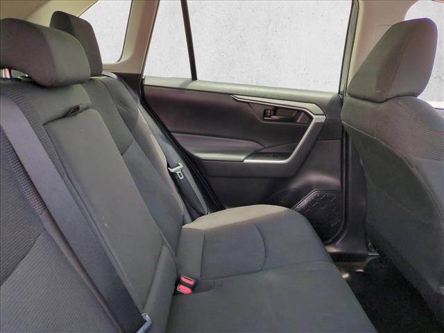 Used 2021 Toyota RAV4 LE FWD image 18