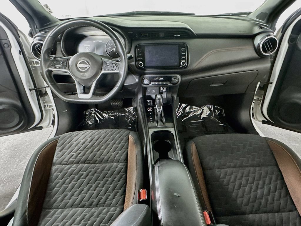 Used 2023 Nissan Kicks SR FWD image 18