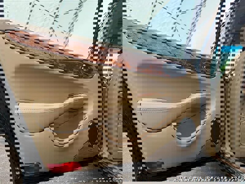 Used 1999 Jaguar XJ8 L image 21