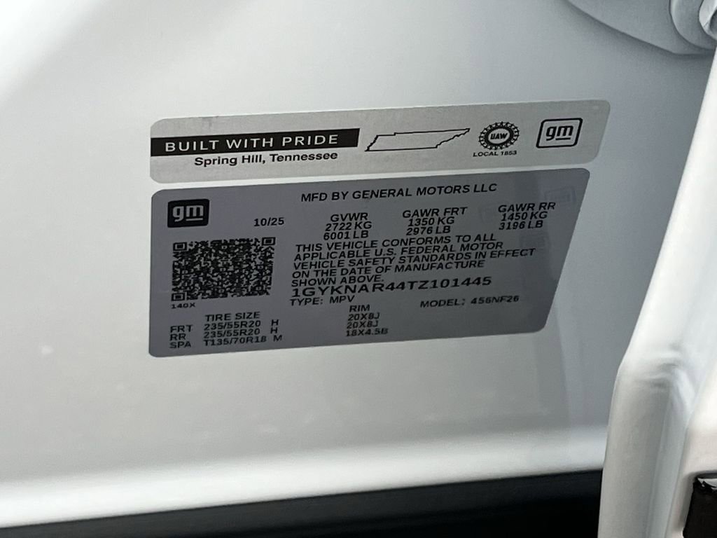 New 2026 Cadillac XT5 Luxury w/ LPO, ONYX Package image 26
