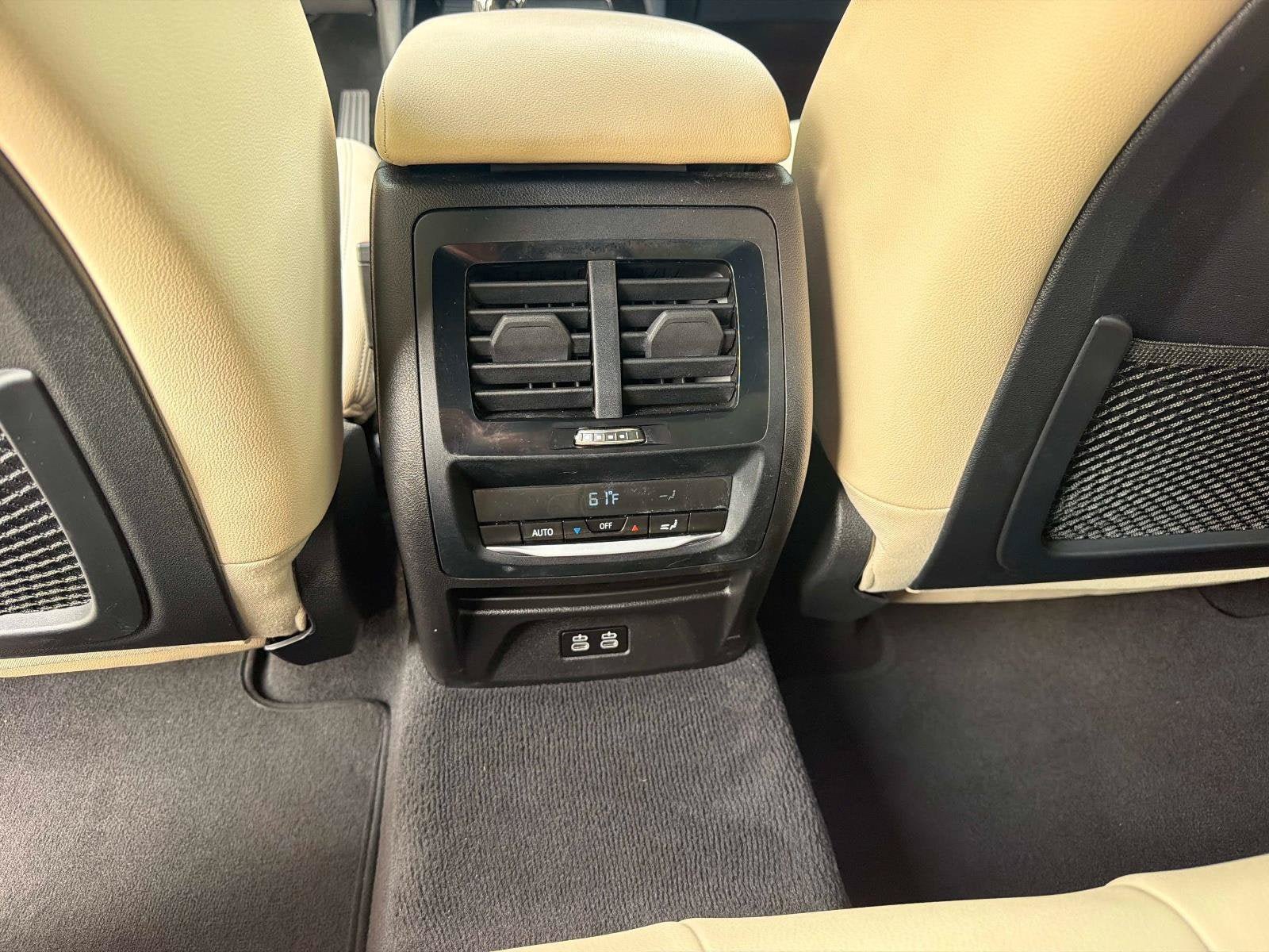 Used 2023 BMW X3 sDrive30i w/ Premium Package w/ZPA RWD image 38