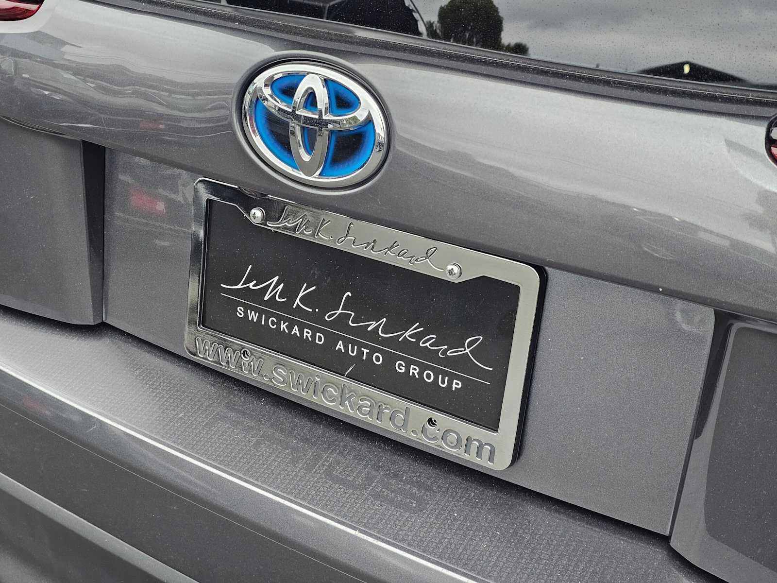 Used 2020 Toyota Prius L Eco FWD image 13
