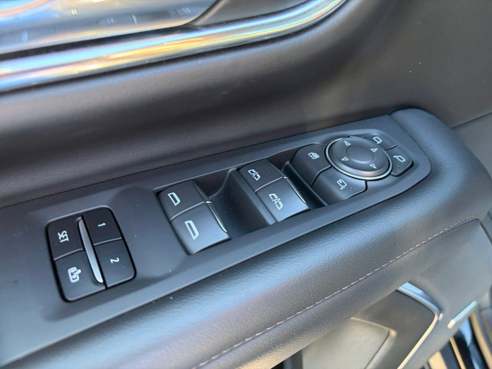 Used 2024 Chevrolet Tahoe High Country image 16