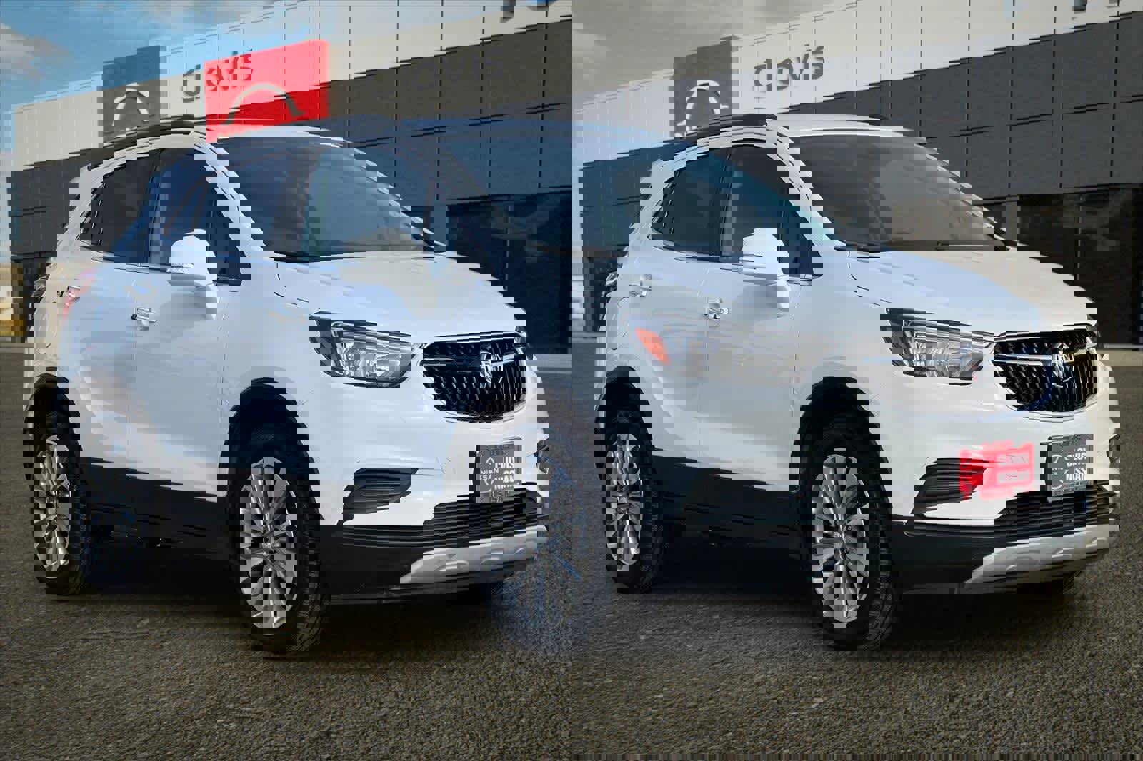 Used 2019 Buick Encore Preferred image 10