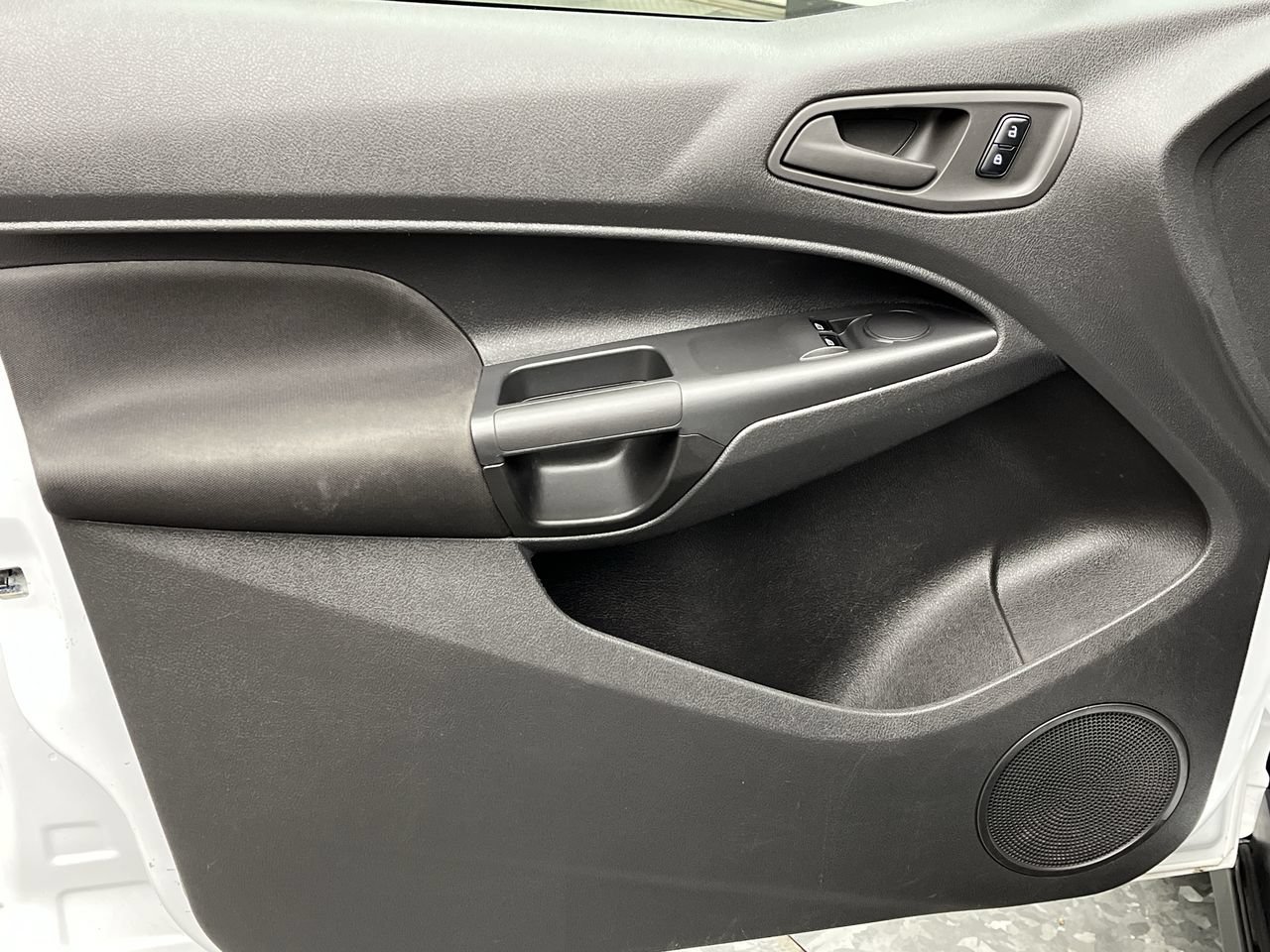 Used 2016 Ford Transit Connect XL FWD image 6