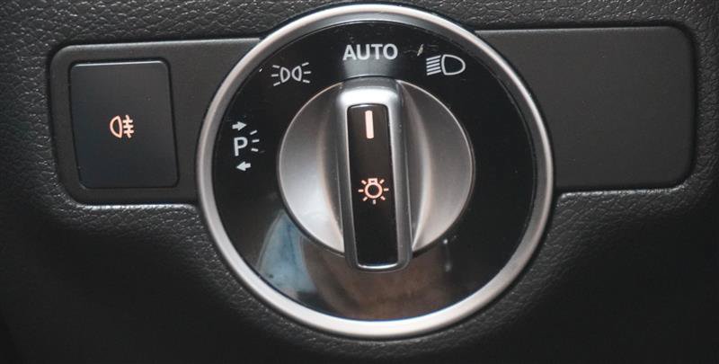 Used 2018 Mercedes-Benz CLA 250 image 20