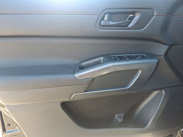 Used 2025 Nissan Pathfinder Rock Creek image 12