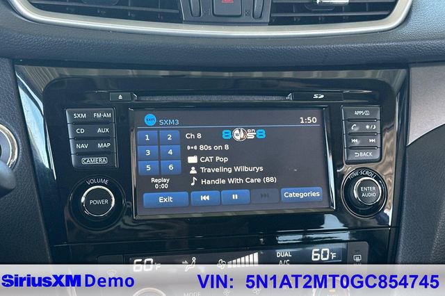 Used 2016 Nissan Rogue SV w/ SV Premium Package image 36