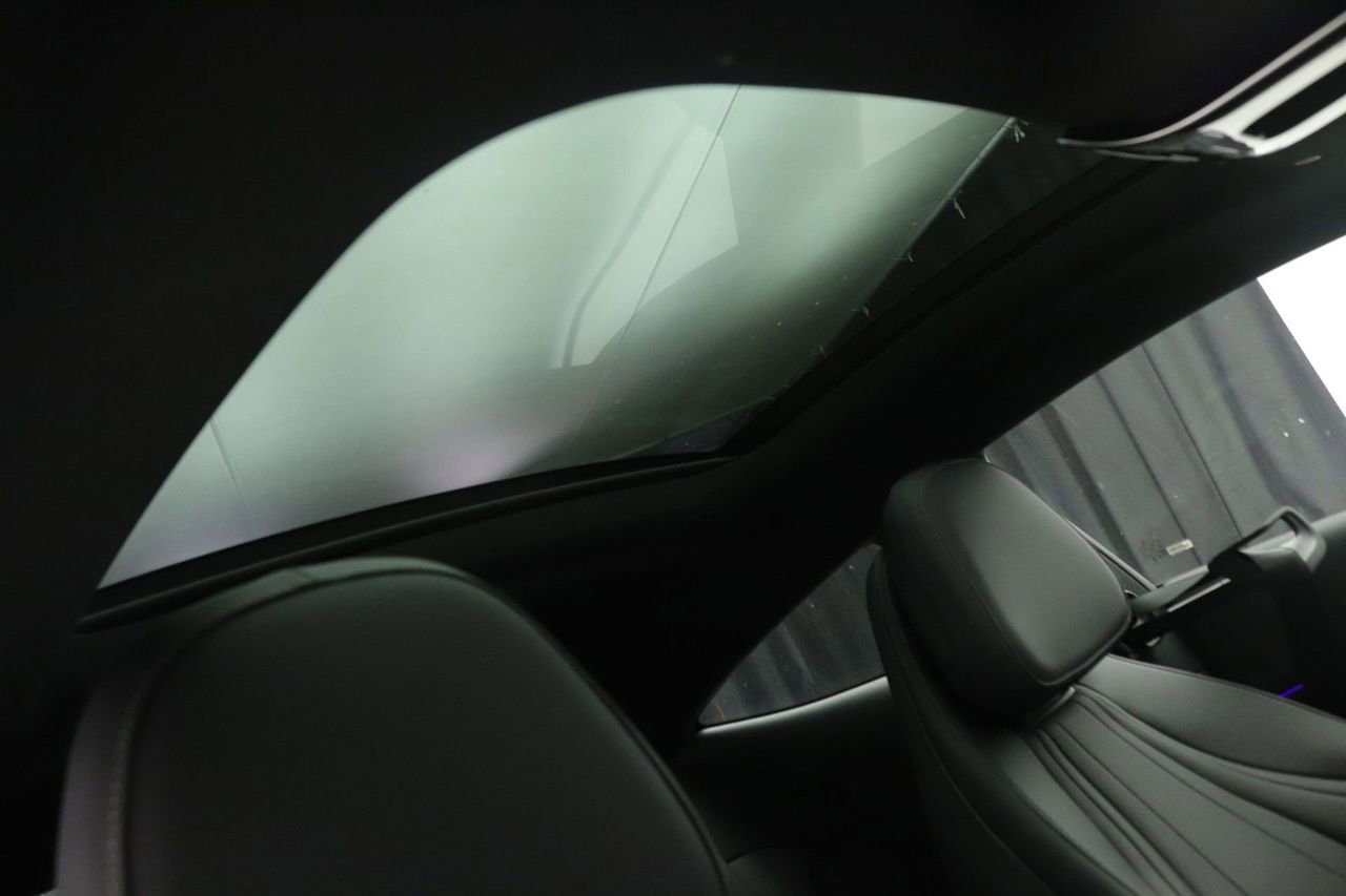 New 2026 Mercedes-Benz CLE 300 4MATIC Coupe image 15