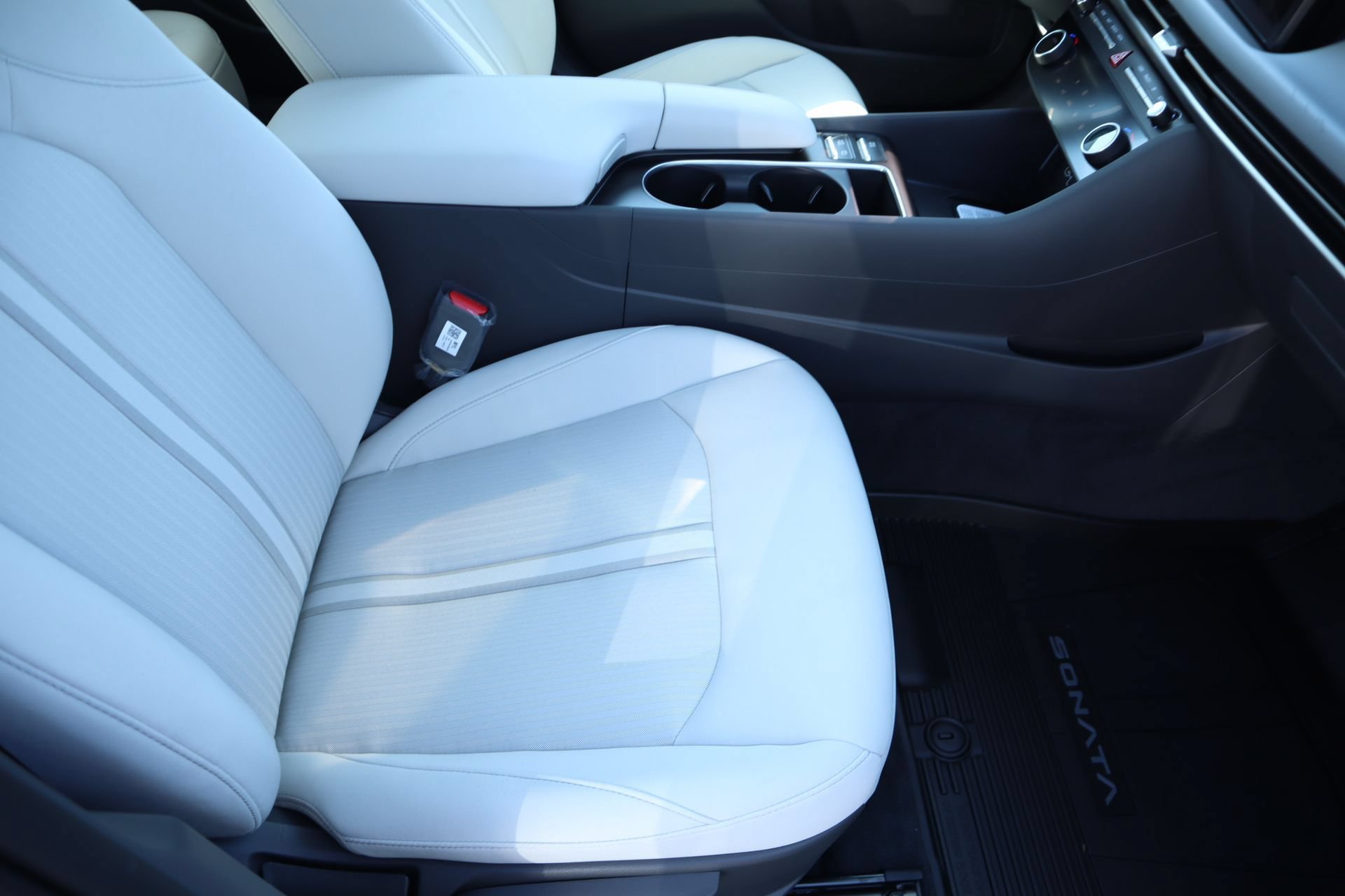 New 2026 Hyundai Sonata SEL FWD image 18