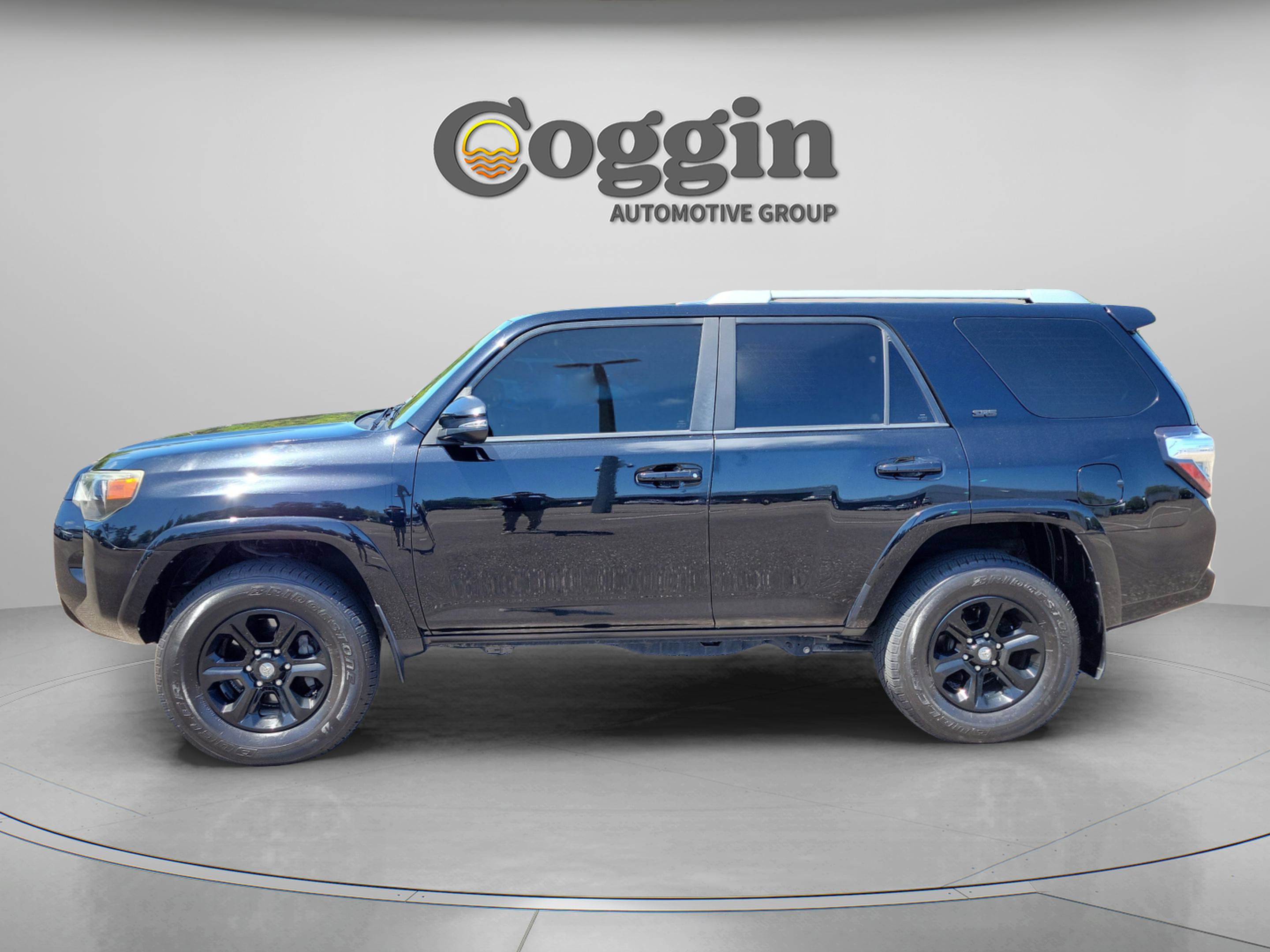 Used 2015 Toyota 4Runner SR5 Premium RWD image 2