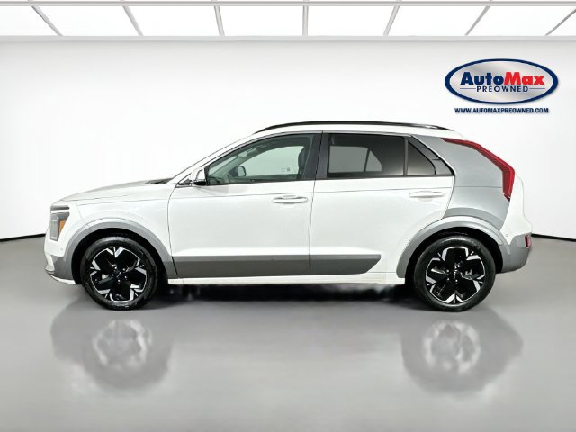 Used 2023 Kia Niro Wave FWD image 9