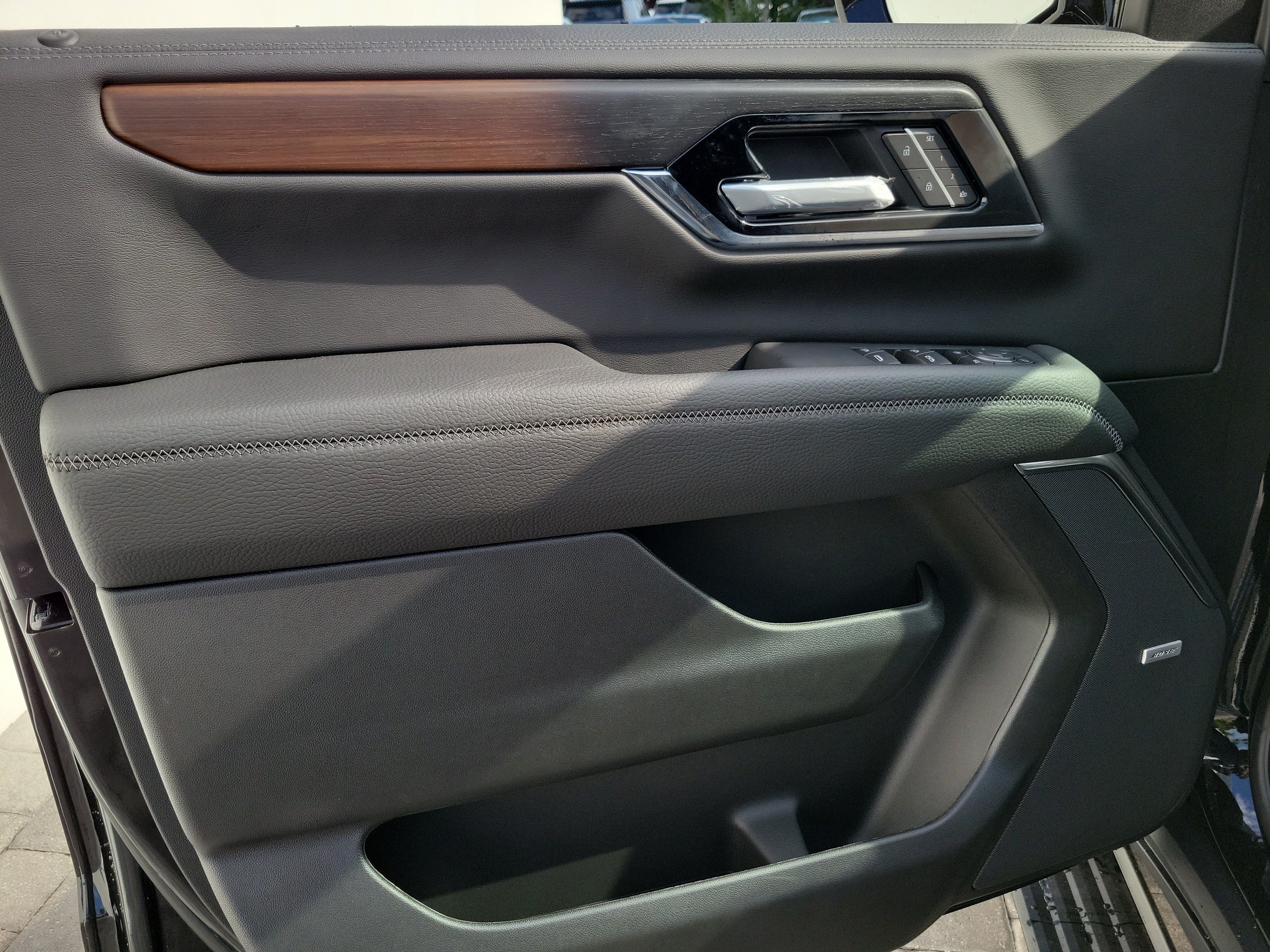 New 2026 GMC Yukon XL Denali AWD/4WD image 19