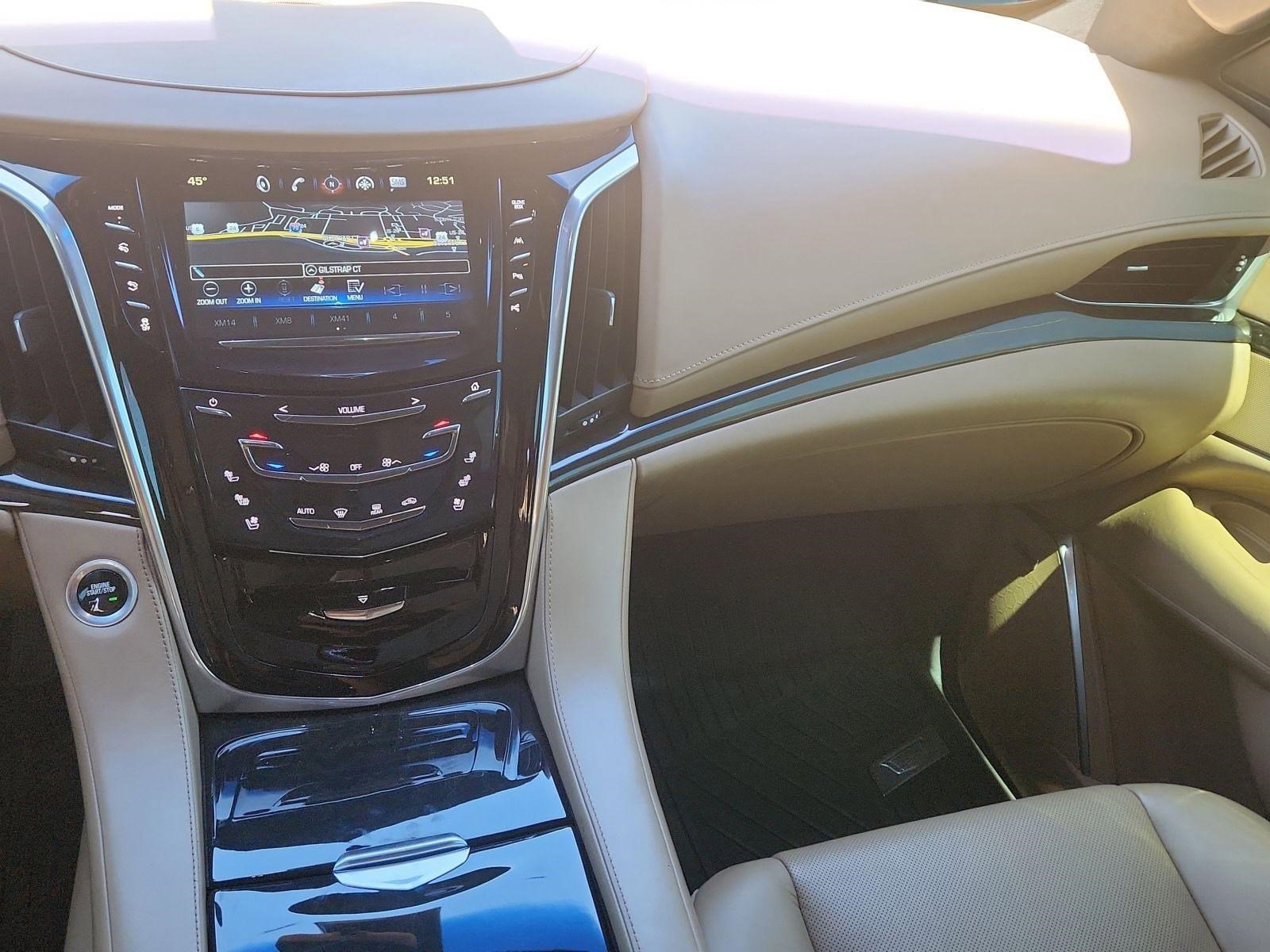 Used 2019 Cadillac Escalade Platinum AWD/4WD image 15