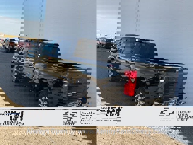 Used 2022 Chevrolet Silverado 1500 LT image 38