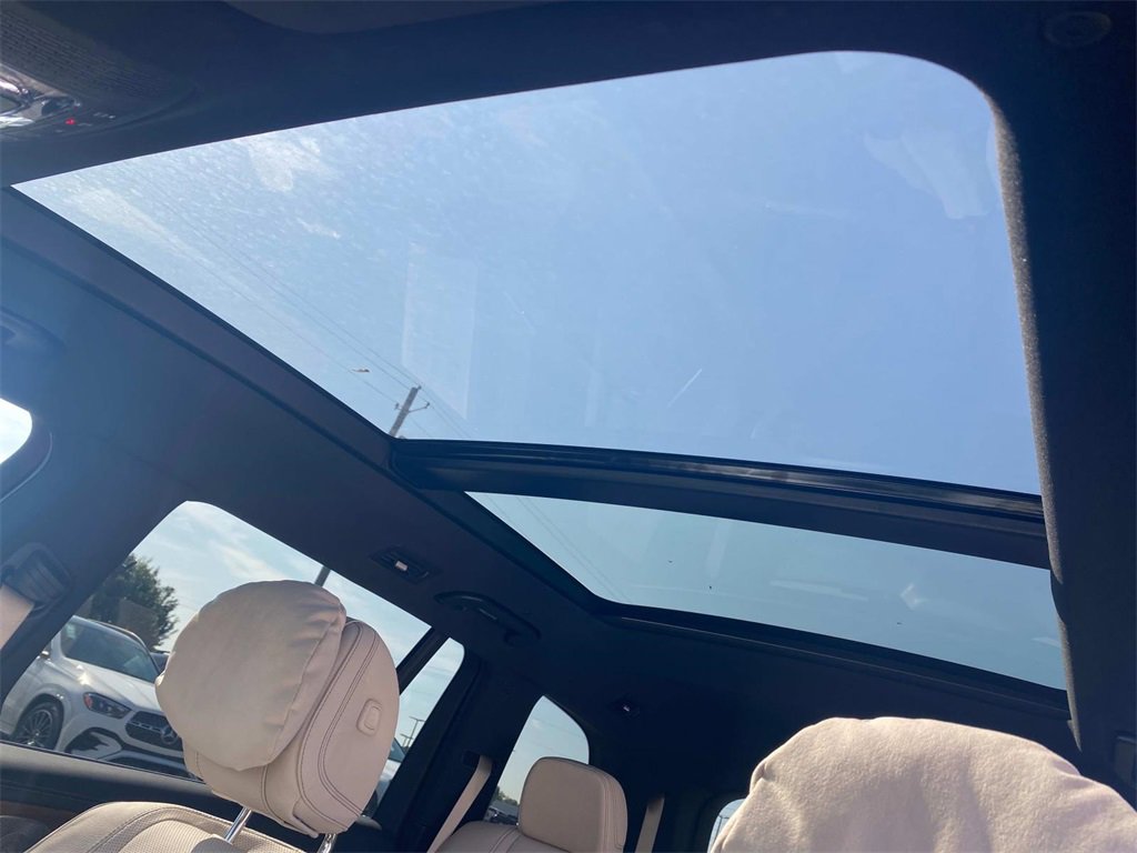 Used 2025 Mercedes-Benz GLS 580 GLS  580 image 25