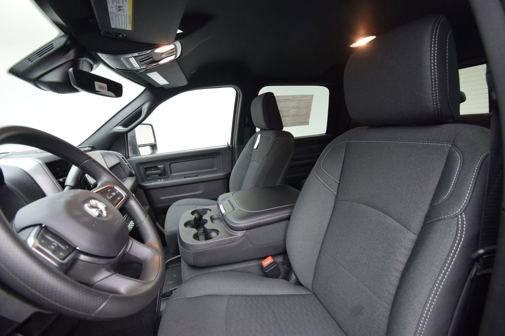 New 2026 RAM 3500 Tradesman image 12