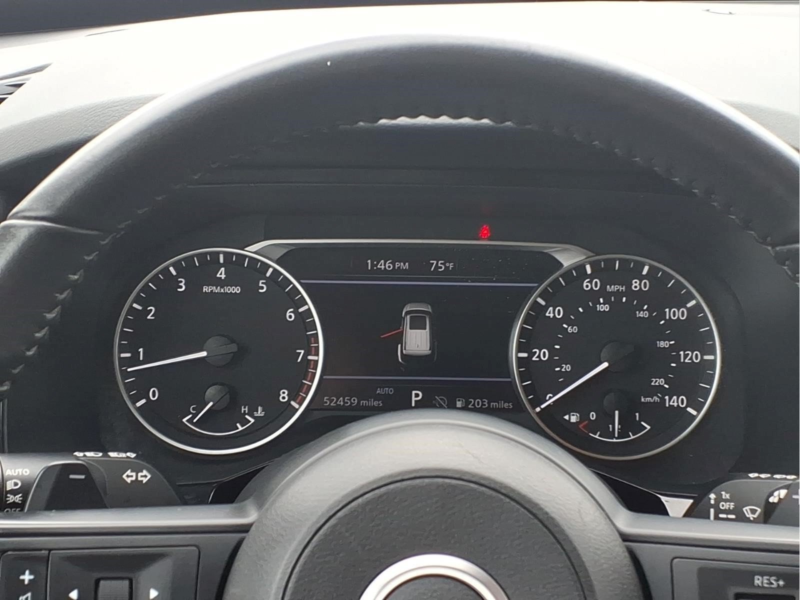 Used 2024 Nissan Pathfinder SV AWD/4WD image 12