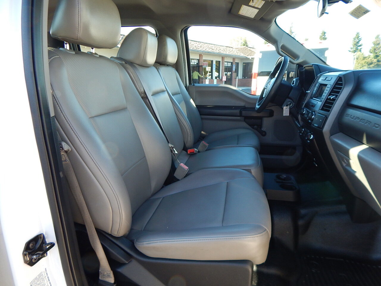 Used 2018 Ford F450 XL w/ Trailer Tow Package image 22